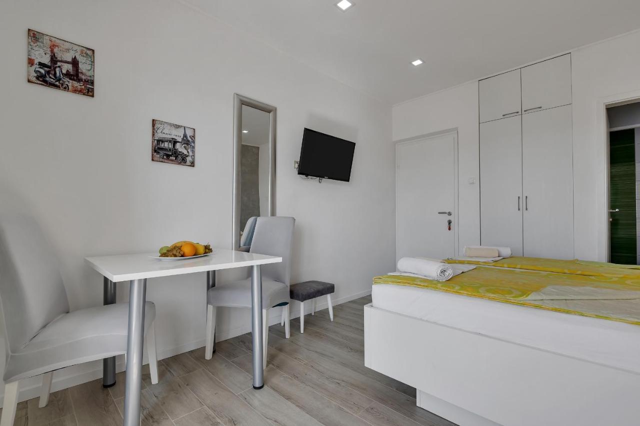 טוצפי Apartments Zorica מראה חיצוני תמונה